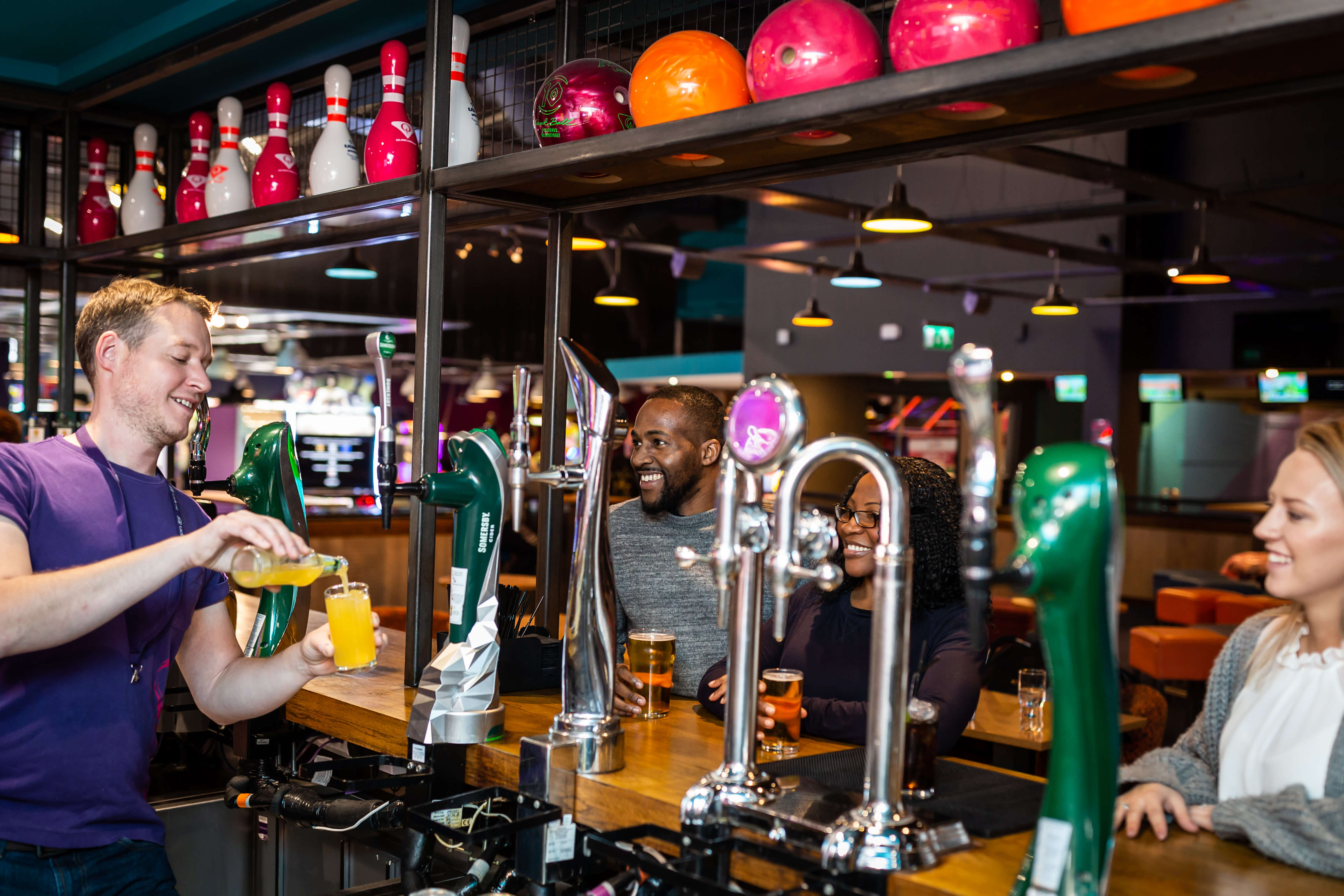 Pouring Drink Bar Alcohol Cocktails