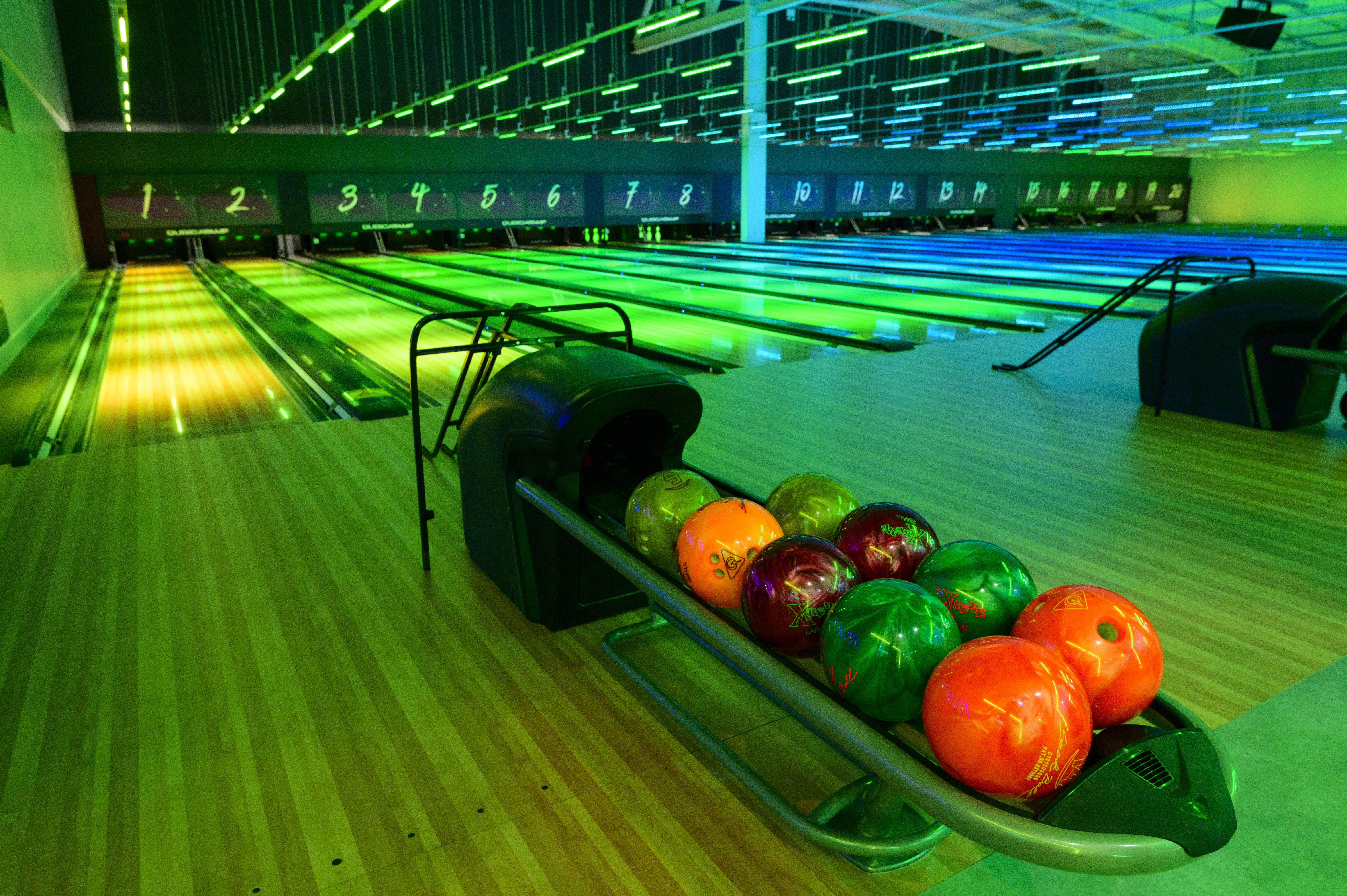 Parrs wood bowling hotsell