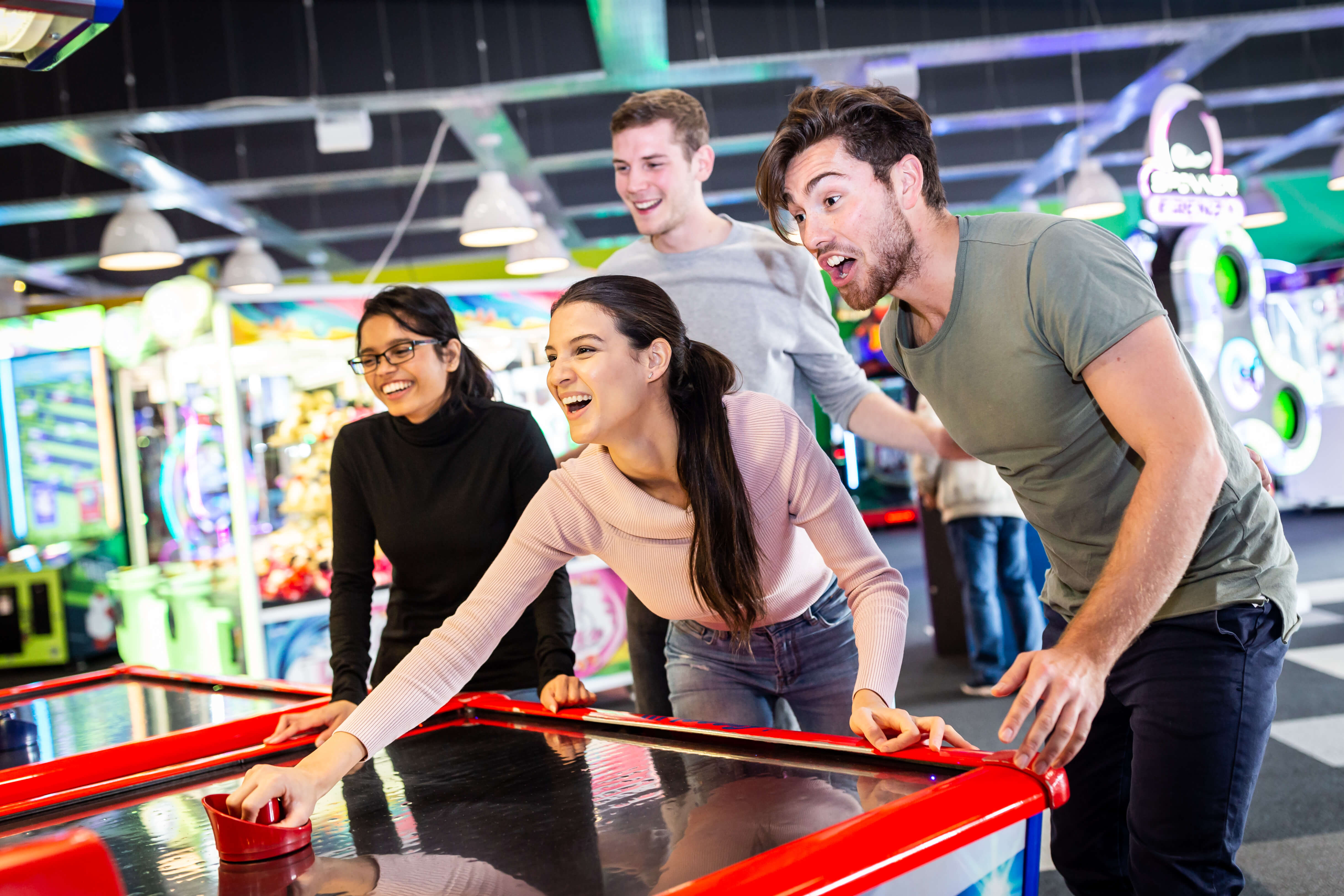 Air Hockey Friends Fun Tenpin