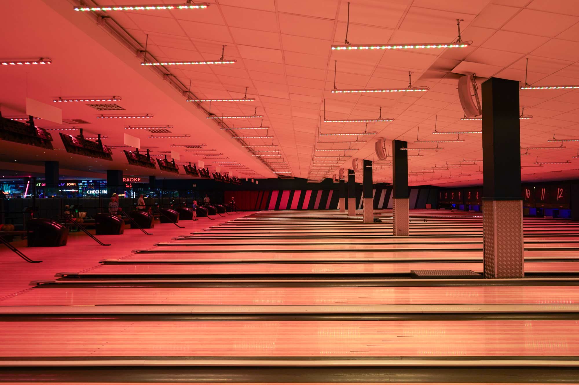 Cambrige Bowling Lane Orange Hue Sideview