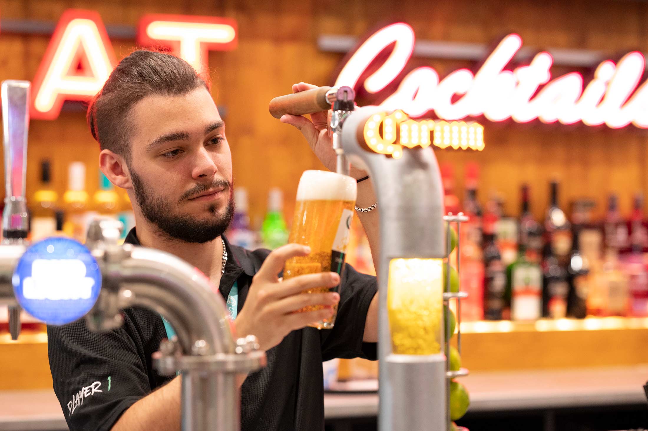 Tenpin Bar Staff Pulling Pint