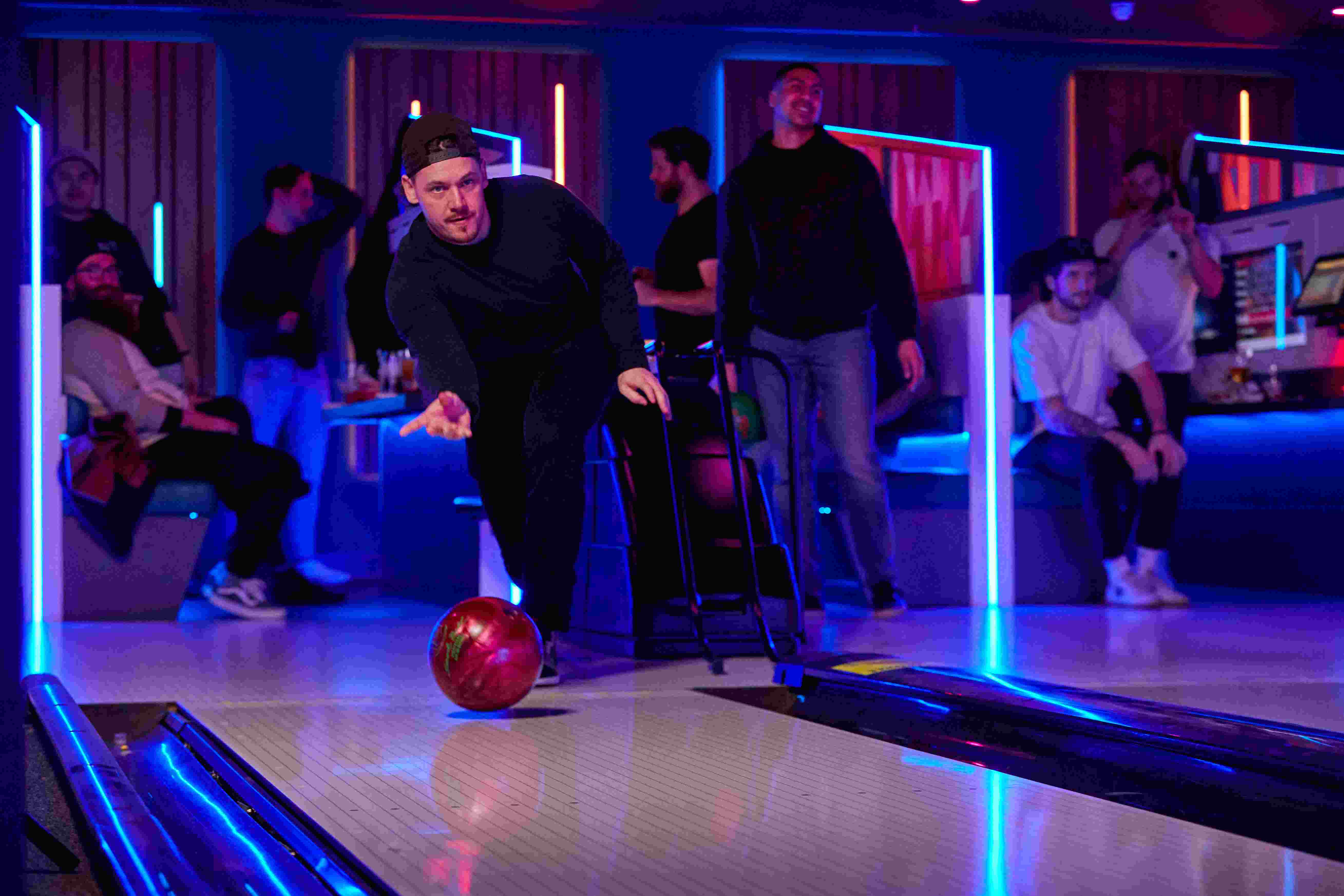 Parrs wood bowling hotsell