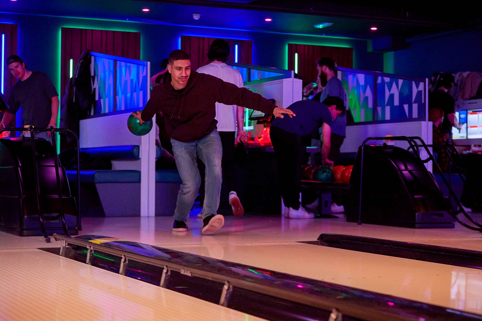 Bowling Sheffield man taking ten pin bowling turn
