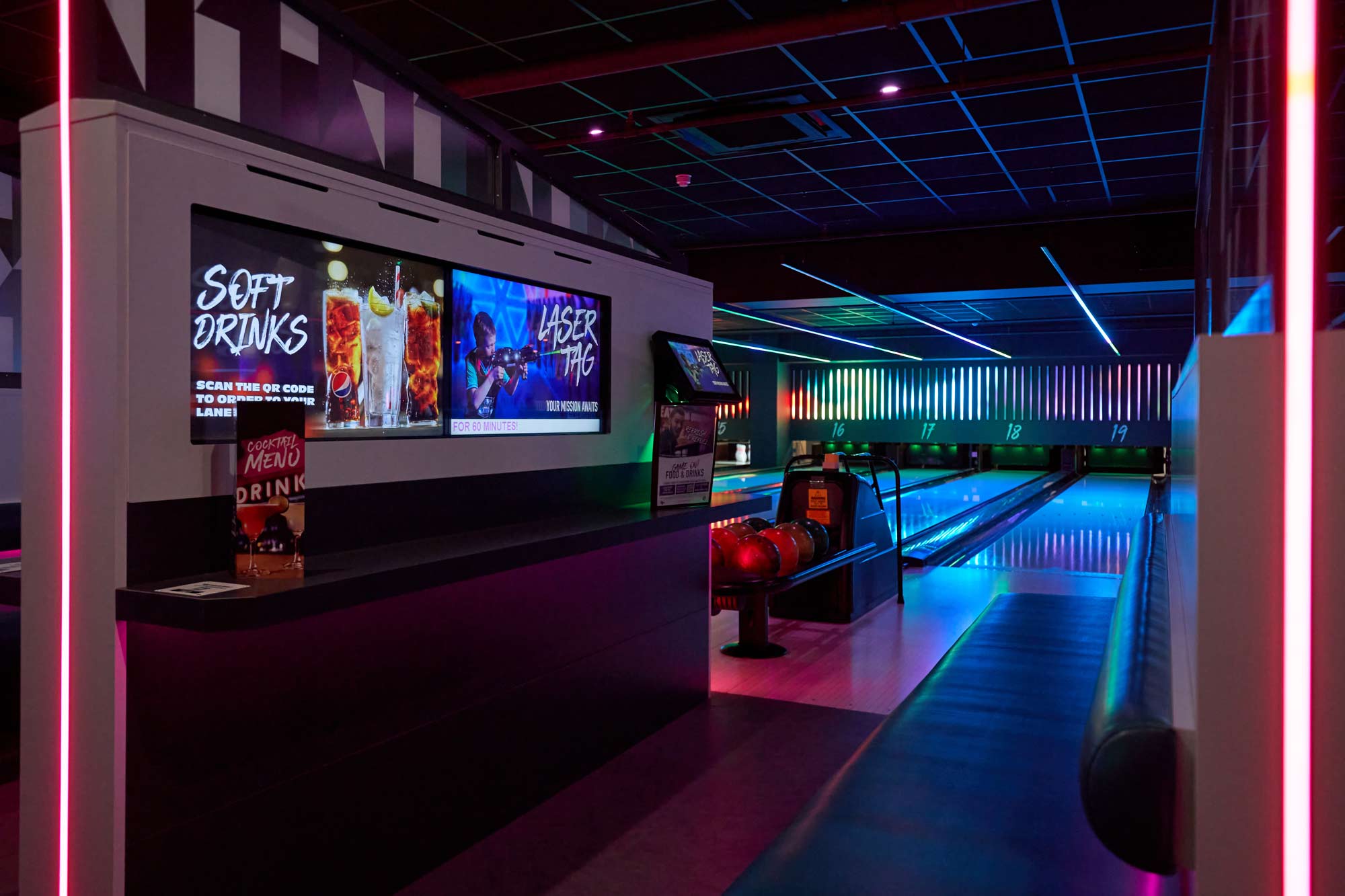Bowling Sheffield bowling lane seating area