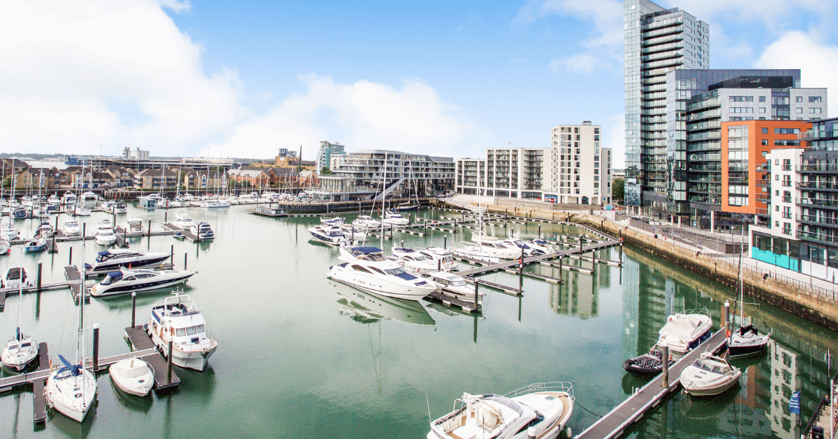 A View Of Yachts In Ocean Village Southampton (1)