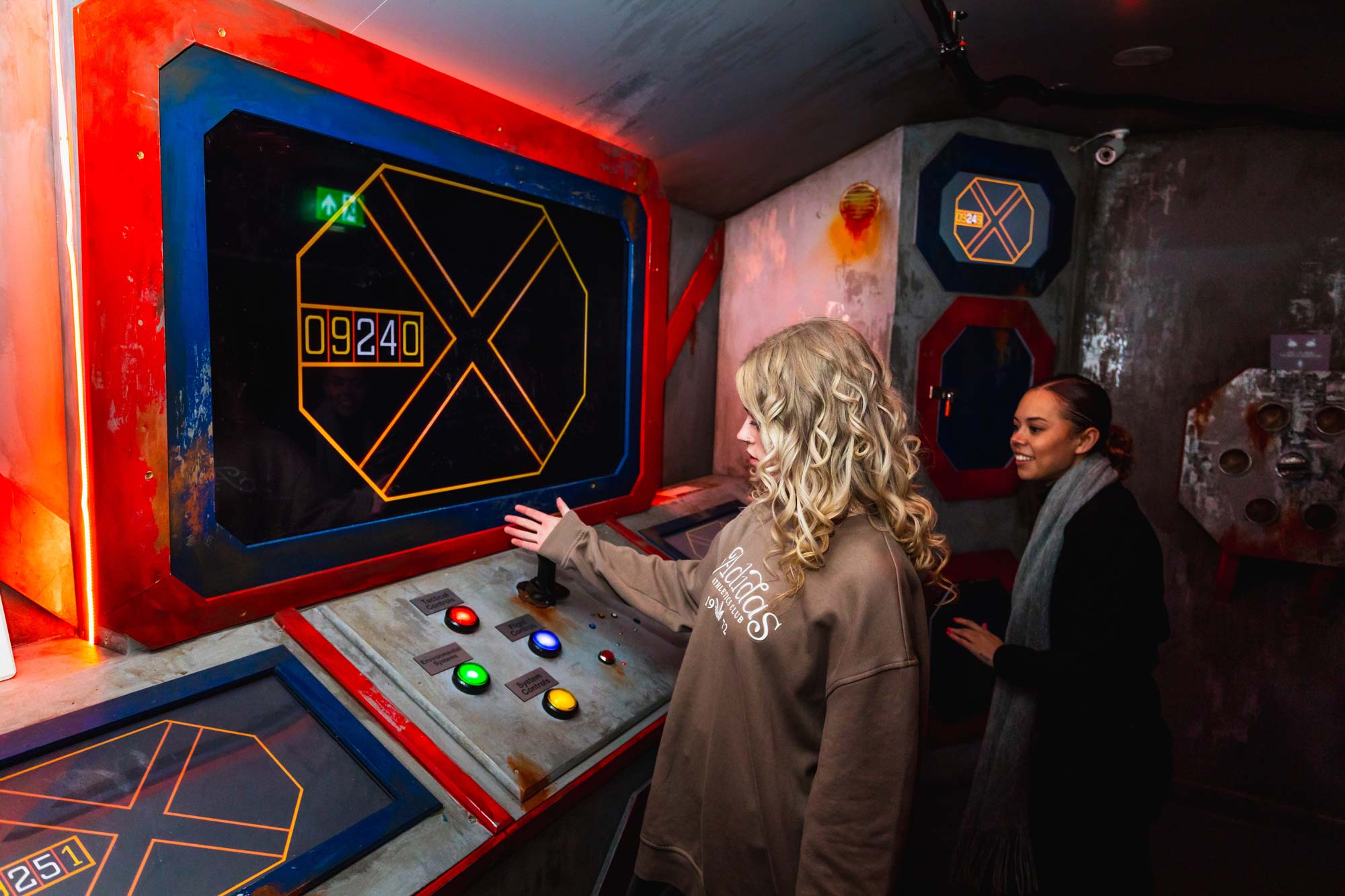 Escape Room Space Battle