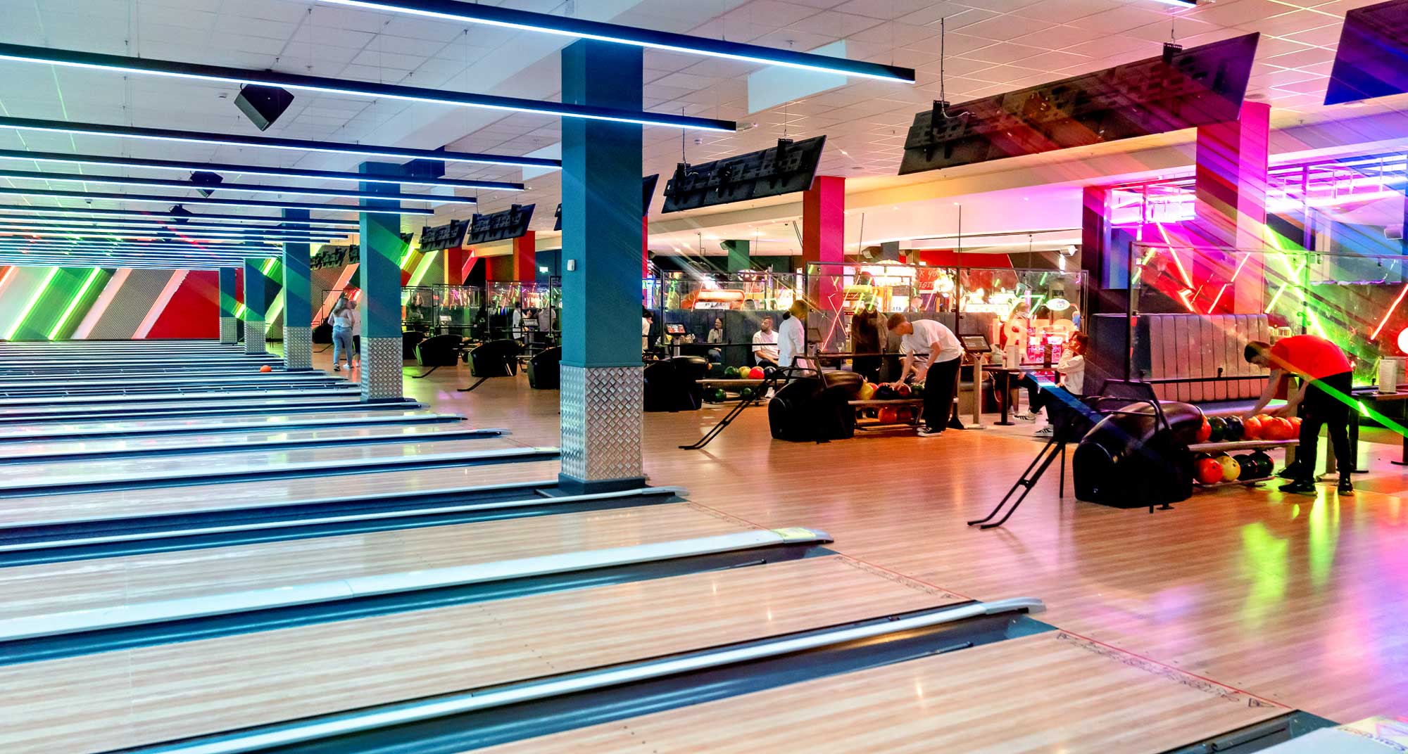 Bowling Lanes Kings Inch Road